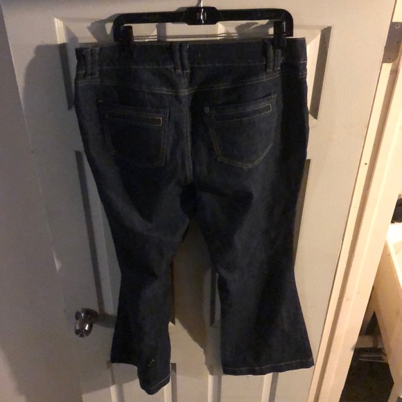 Jeans - Picture 2 of 2